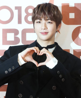 강다니엘, 소속사와 분쟁 사실 