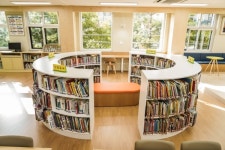 강동구, 사랑이 꽃피는 행복학교 사랑愛 도서관