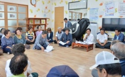 박정현 부여군수, 규암면 자온경로당 민생현장 방문