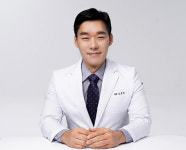 [칼럼] 탈모개선 모발이식…만족할 수 있는 결과를 얻으려면?
