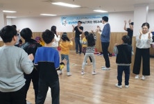 JT저축은행, 경기 성남 신흥지역아동센터서 아동인권보장데이 개최