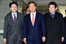 1심선고 무죄…김성태 의원, 의원직 유지