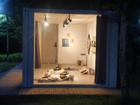 순천시립조례호수도서관, 해 지면 열리는 미술관 운영