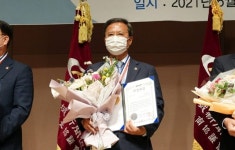 이계양 충남도의원, 지역신문의 날 의정대상 수상