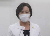 경기도의회 정윤경 위원장경기도교육청 동물학대 예방교육 및 지원 조례안 본희의 통과