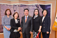 민간어린이집 임원, 울주군 방문