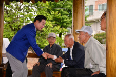 울준군, 언양반송하리 경로잔치