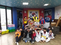 울산 단군태권도장, 독거노인 라면 전달