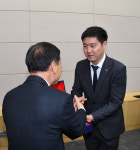 경남銀 울산본부 이하수 대리유공자 표창
