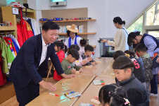 이선호 울주군수, 민속박물관 예술교육 현장 방문