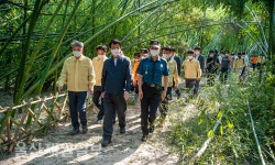 진영 행안부장관, 울산 태풍피해 현장 찾아 복구 독려