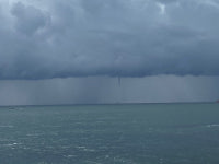 울산 대왕암공원 앞바다에서 용오름 현상 목격돼