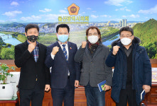 박병석 울산시의장, 택시단위연대노동조합 임원진 환담