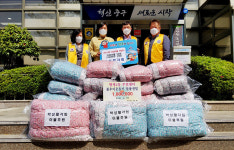 학성팔각회, 병영2동에 이웃사랑 차렵이불 전달