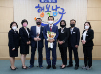 서동욱 울산 남구청장, 안전모니터봉사단 환담