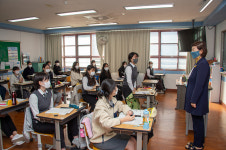 노옥희 울산교육감, 2022 수능 격려 학교 방문