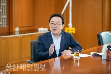 코로나에서 빠져나와 일상회복 희망의 싹 틔워야