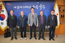 이순걸 울주군수, 언양 알프스시장 관계자 환담