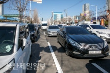 농수산물도매시장 도로 이중주차