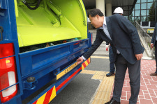 동구, 후방저상형 청소차량 도입