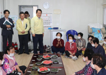 남구청장 무더위쉼터 순회 점검