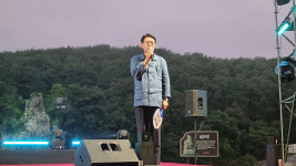 선바위가 흥으로 들썩