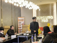  무려 500건 신청..기영이숯불치킨 창업설명회 진행