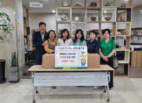 위미2리새마을문고북카페 | 울주군새마을문고, 북카페 도서 기증