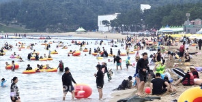 울산 진하해수욕장 북적 북적