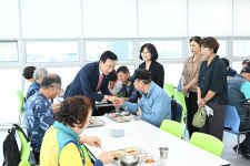 울산 북구청장, 제2시립노인복지관 경로식당 방문