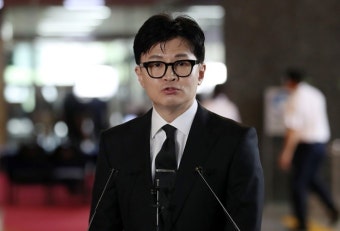 한동훈 후보, 과거 사건 폭로로 논란의 중심에