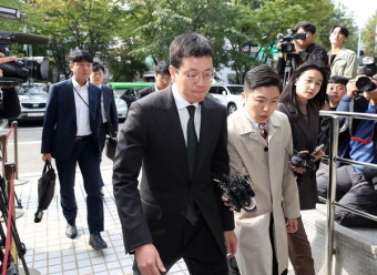 [위기의 카카오] '구속 위기' 김범수, 석연찮은 준법감시기구
