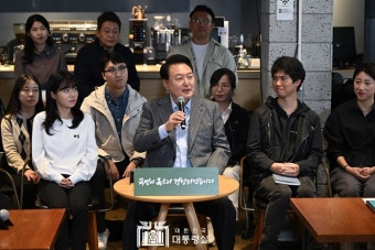 윤석열 대통령, 민생 현장서 '긴축 재정' 힘싣기