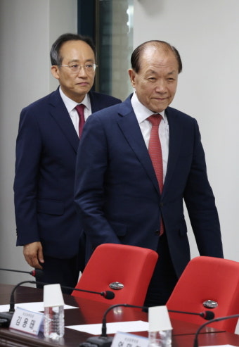 與 '황우여 비대위' 정식 출항