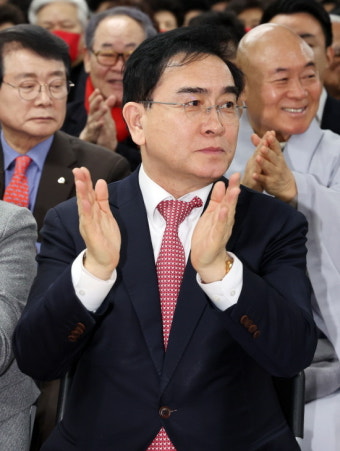 탈북민 첫 차관급..민주평통 사무처장에 태영호 내정