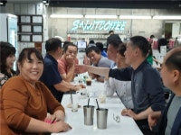 50대 중반에 초등학교 동창생들 한자리에 모여