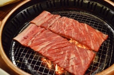 송년회 장소, 연말연시 모임은 숯불갈비가 맛있는 경복궁