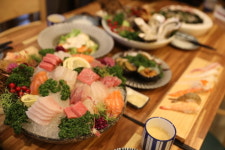 부산 서면 스시 홍대앞스시, 싱싱한 롱스시 사시미 초밥과 함께 즐기는 연말 송년회 장소로 관심