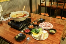 천안 불당동 맛집 민희네양꼬치, 무한리필 훠궈와 냄새 없이 담백한 양갈비 저렴하게 즐길 수 있어