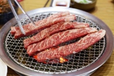 김해 가볼만한곳 맛집 여행 참숯구이의 명가 가족외식 공간 어방동 한근두근