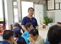 선후배 동문들, 산행으로 한자리에 모여