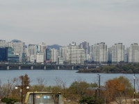 서울.경기 아파트 3월 거래량 절반 가까이 감소