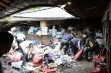 가평군, 민.관협력으로 가구 쓰레기 수거활동 실시