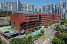 하윤수 교육감, 부산교육청 청사 이전 추진