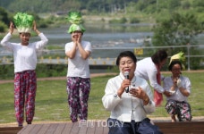 곡성군, 증기기관차 타고 할머니 집으로...