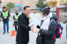여주시청소년상담복지센터 수능 수험생응원 이충우 여주시장과 함께!