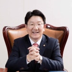 [권성동의 수첩] (110) 민주당 의원들이 탄핵에 몰두하는 이유