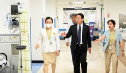 유정복 시장, 인천보훈병원 방문해 빠른 쾌차 기원