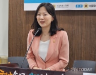 윤영희 서울시의원 서울교육청 학교 휴대폰 수거 가이드라인도 없어…교실 방치 수준 