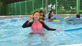 안성 죽화초, 여름마다 펼쳐지는 물놀이 축제 "학교에 수영장이 생겼어요!" 죽화초등학교 수영장 이야기